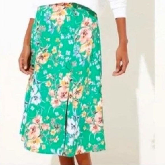 LOFT Dresses & Skirts - NWT LOFT Floral Midi Skirt Green Colorful 14